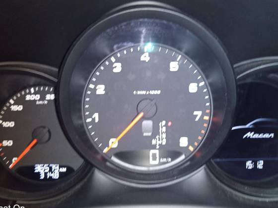 PORSCHE MACAN 2.0 16V GASOLINA 4P AUTOMÁTICO PORSCHE MACAN 2.0 16V GASOLINA 4P AUTOMÁTICO
